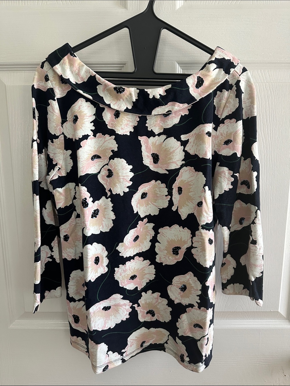 Ann Taylor Factory - Navy Long-Sleeve Floral Shirt - Size Medium